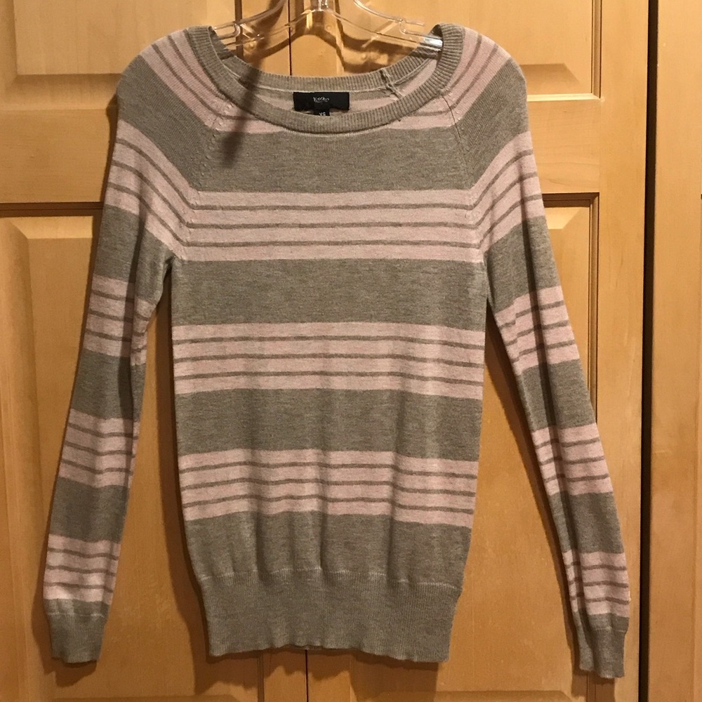 New Mossimo Pink and Gray Striped Sweater